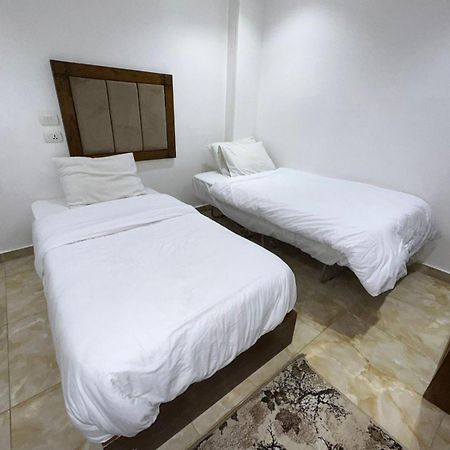 Full Pyramids View Apartment With Balcony For 8 P Kafret el-Gabal 외부 사진