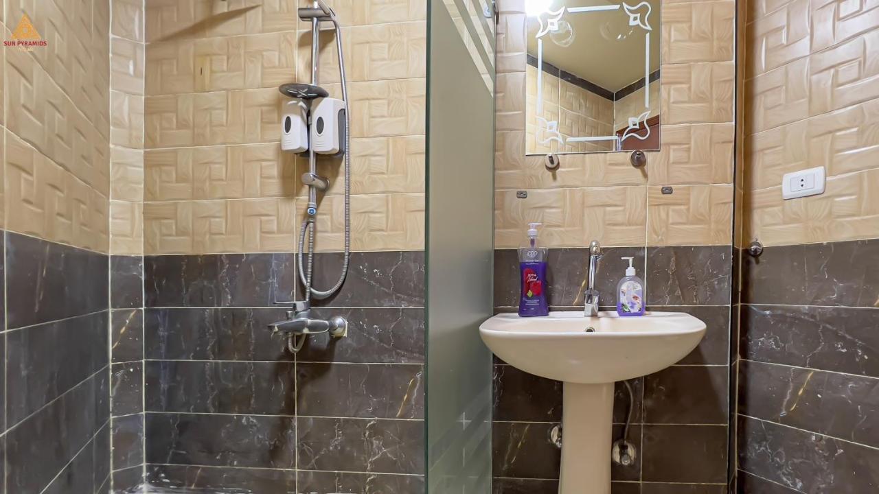 Full Pyramids View Apartment With Balcony For 8 P Kafret el-Gabal 외부 사진