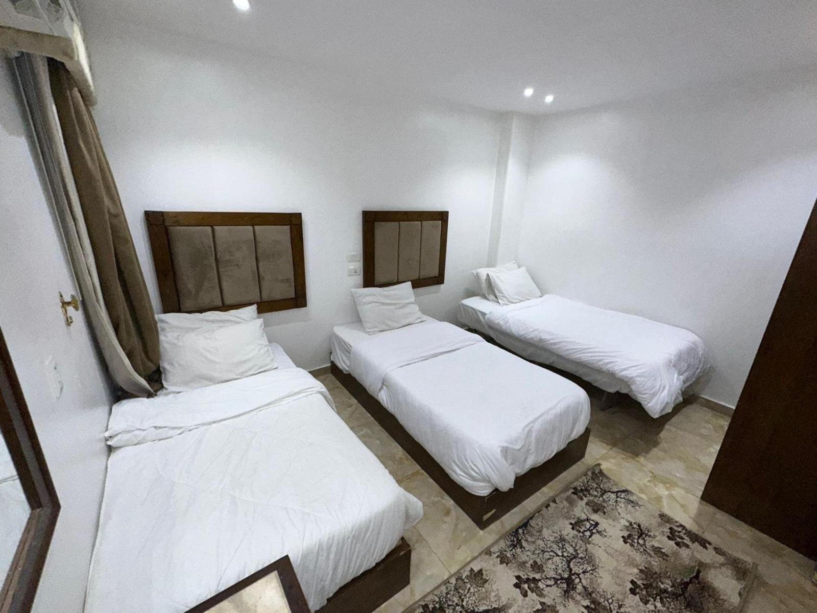 Full Pyramids View Apartment With Balcony For 8 P Kafret el-Gabal 외부 사진